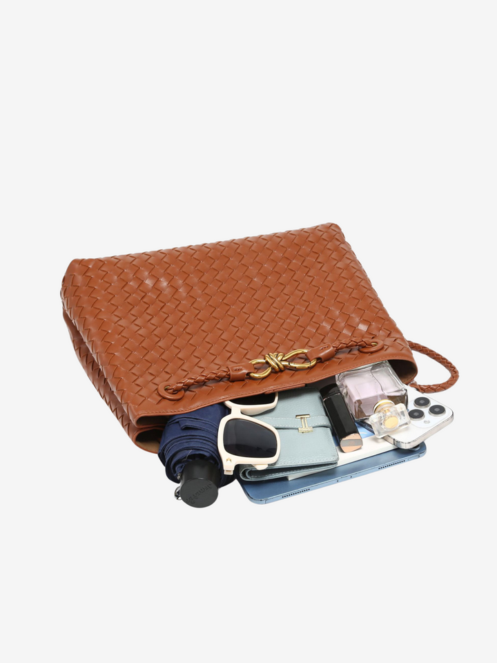 Vivienne | Classic Oversized Woven Bag