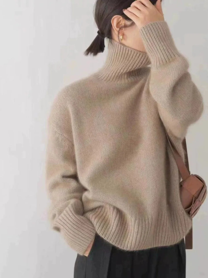 Kelly | Women's Knitted Turtleneck